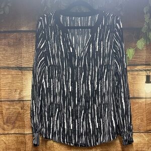 🆕Black and White Striped Women's Blouse
